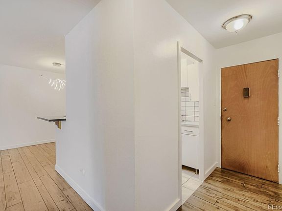 5th image of 1111 N Ash Street #204