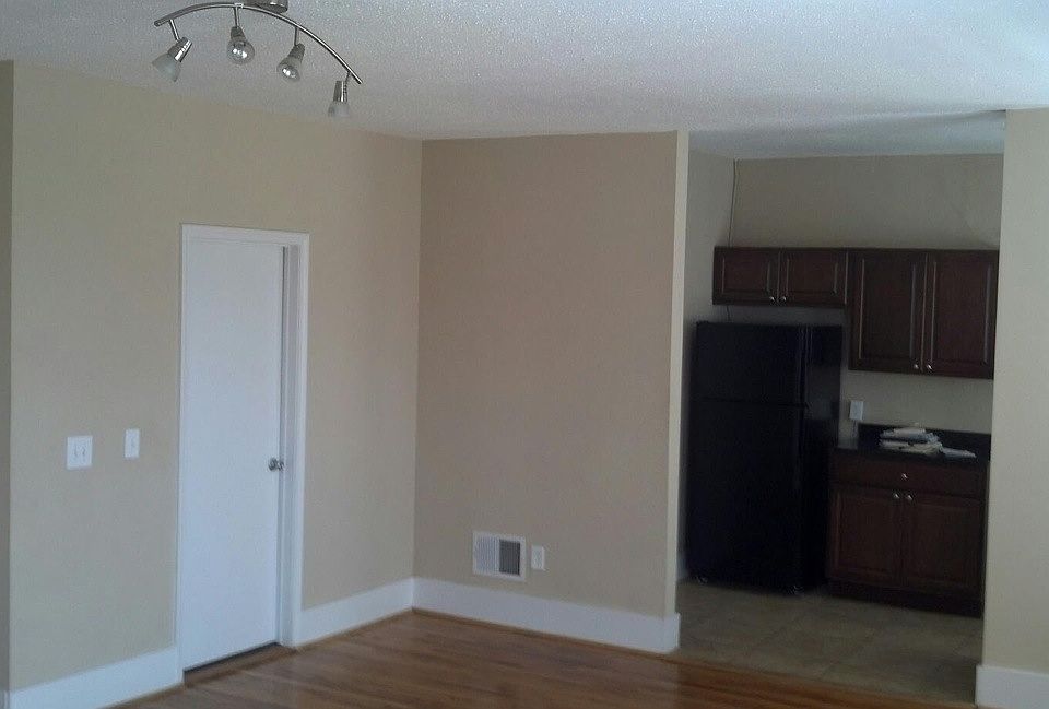 1st image of 2102 Bellevue Ave #2S