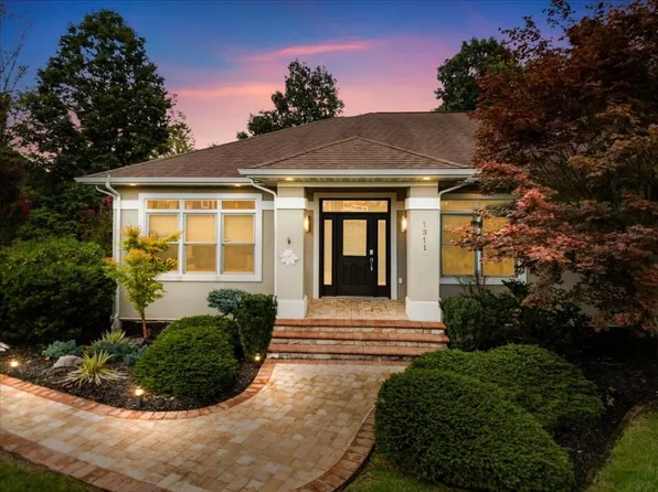 1311 Walnut Ridge Rd, Christiansburg, VA 24073