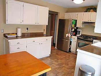 4th image of 12757 Ethelton Way