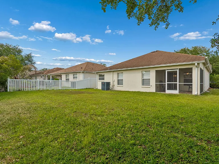 4017 Langdrum Dr — Photo 29