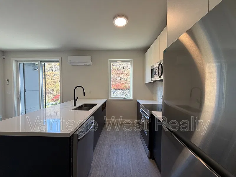 1 bed, 1.0 bath, $1,475 — Photo 1