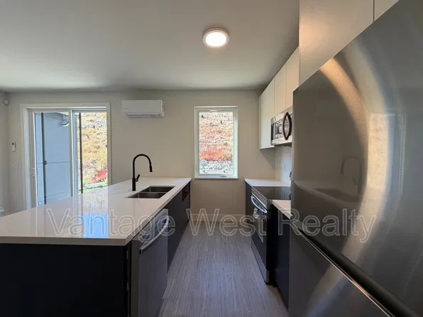3794 Astoria Dr, West Kelowna, BC