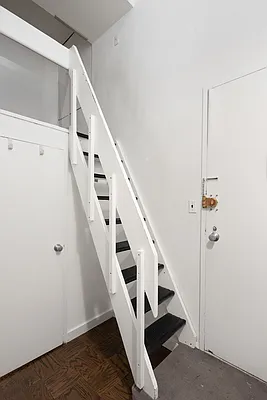 Rented by Keller Williams NYC | media 26