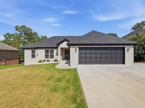 202 Marble Dr, Jacksonville, AR 72076