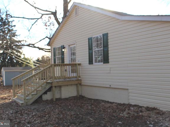 5th image of 7967 Foster Ave