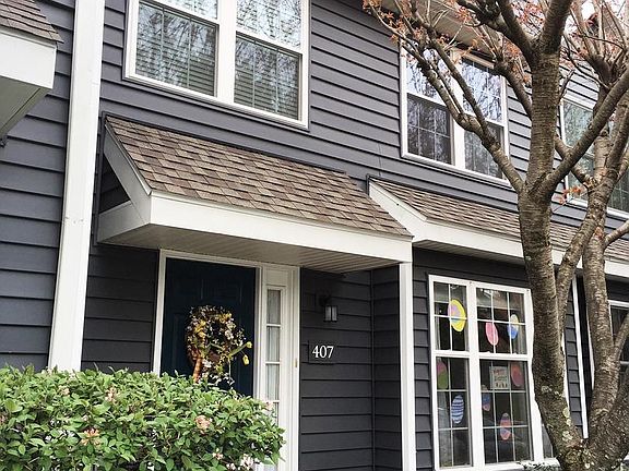 2nd image of 407 Driftwood Ln