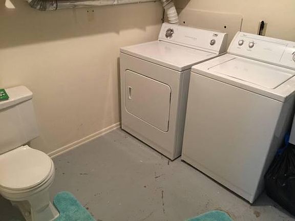 4th image of 109 Lauretta Ln #109