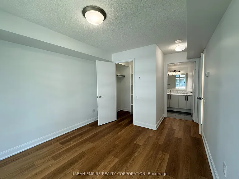 2191 Yonge St #1208 — Photo 16