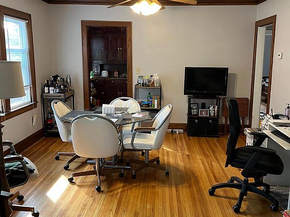 3rd image of 3930 1st Ave S #1