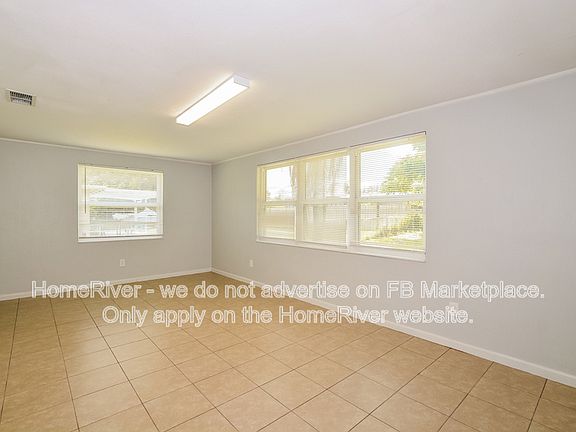 2nd image of 121 Longfellow Rd