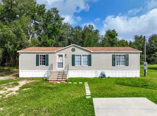 18317 SE 90th Pl, Ocklawaha, FL 32179
