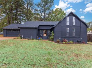 11 Windy Hill Cv, Jackson, TN 38305