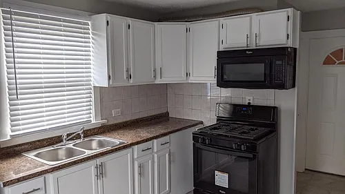2507 N Lotus Ave #1R Photo 1