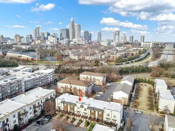 728 Seigle Point Dr, Charlotte, NC 28204