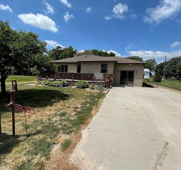 403 Maple St, Saint Libory, NE 68872 Zillow