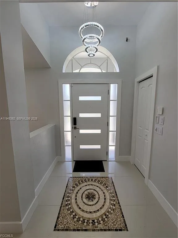 3 bed, 2.0 bath, $3,500 — Photo 4