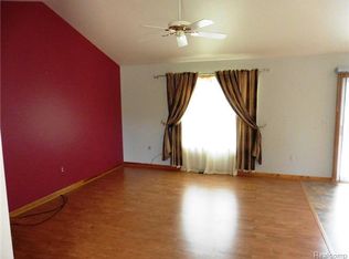 3689 Cemetery Rd, Fowlerville, MI 48836