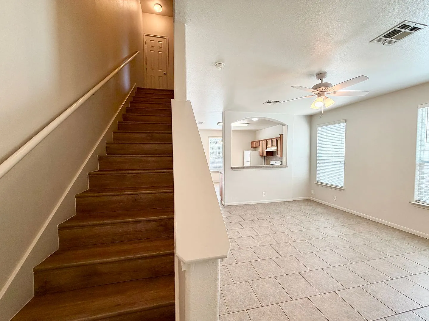 Austin Duplex Available for lease — Photo 4