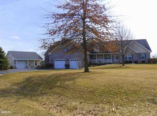26-67 Norwood Dr, Lanark, IL 61046