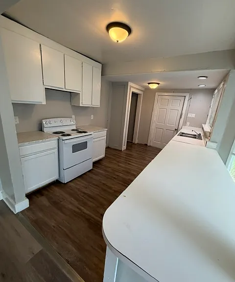 4021 Gary Dr — Photo 5