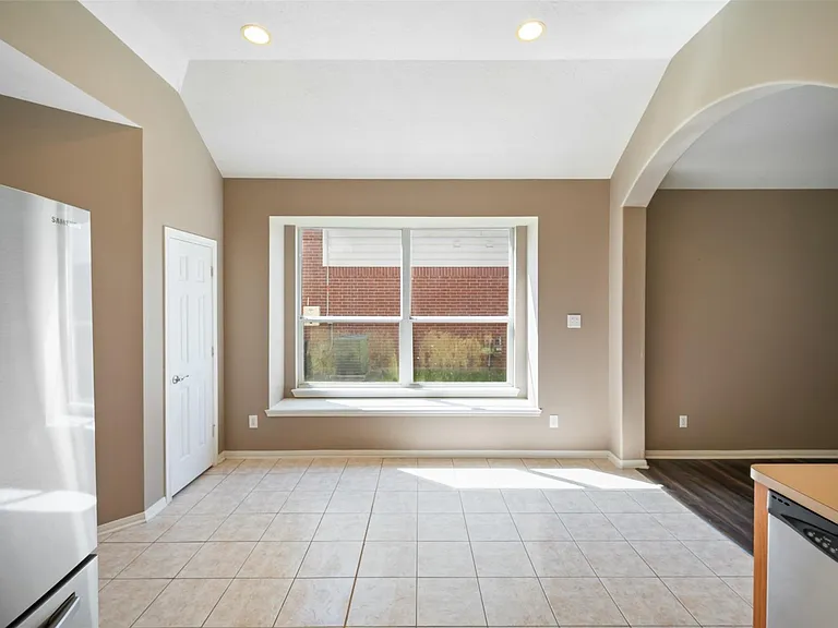 406 Stockbridge Ln — Photo 20