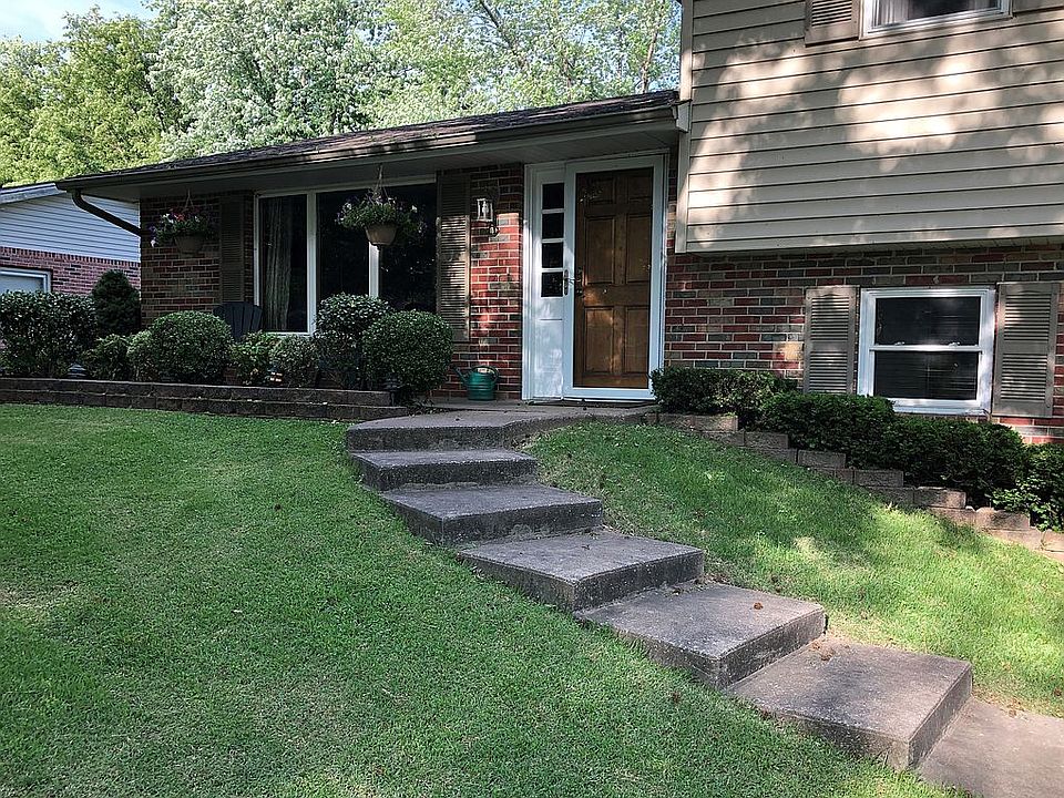 1st image of 1124 Landgraf Dr