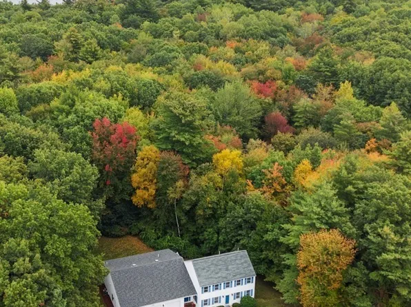 47 Sequoia Dr, Tyngsboro, MA 01879