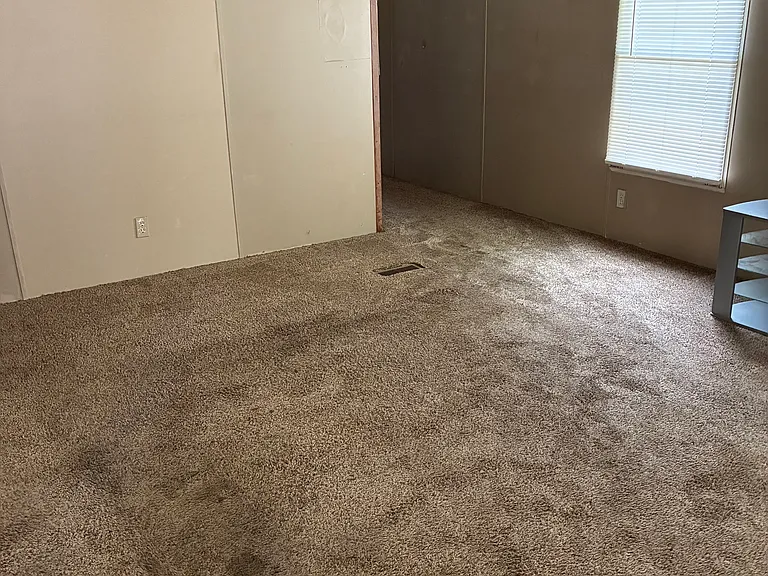 2710 N Farm Road 137 #72 — Photo 5