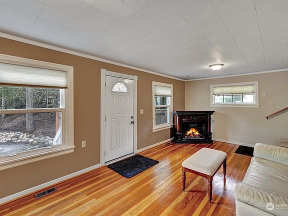 5th image of 45529 SE 141st Street