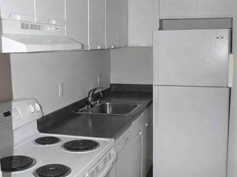 2307 Pennsylvania Ave NW #104 — Photo 5