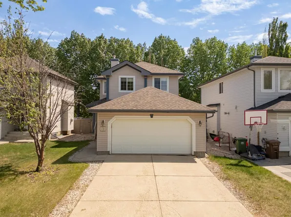 23 English Way, Saint Albert, AB T8N 7G6
