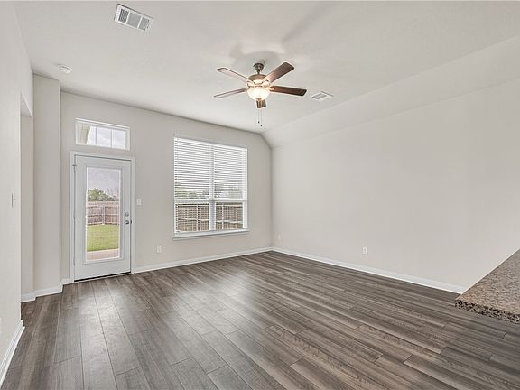 5th image of 10639 Natural Pond Rd