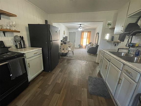 3rd image of 3707 Bremond St APT 1