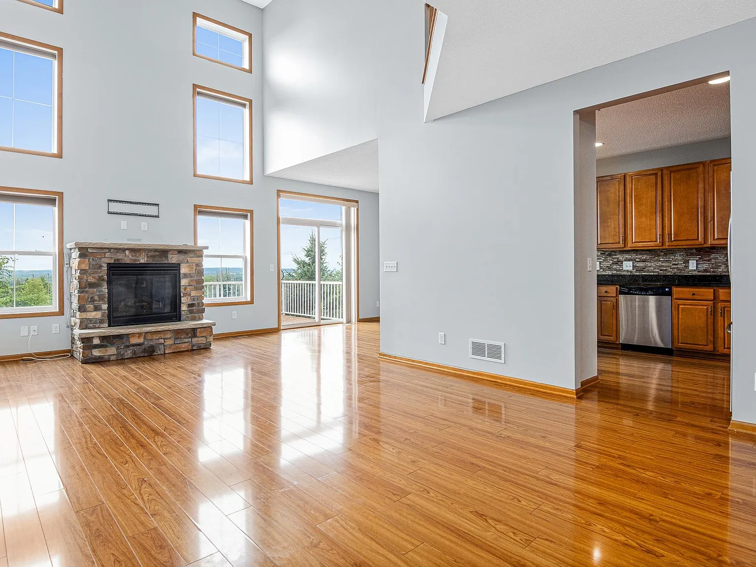 4 bed, 2775 sqft, $2,995 — Photo 1