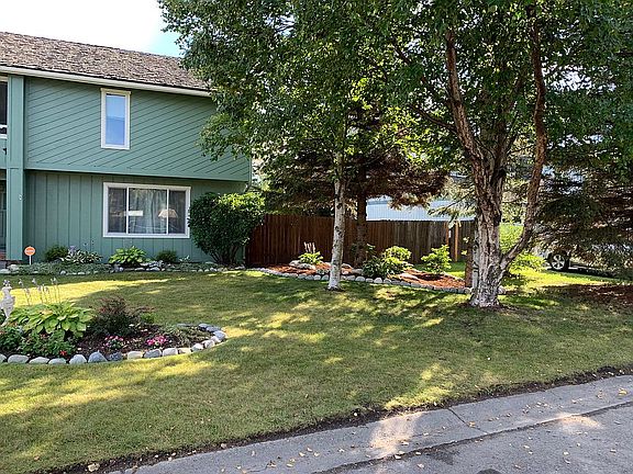 3rd image of 3631 Chiniak Bay Dr