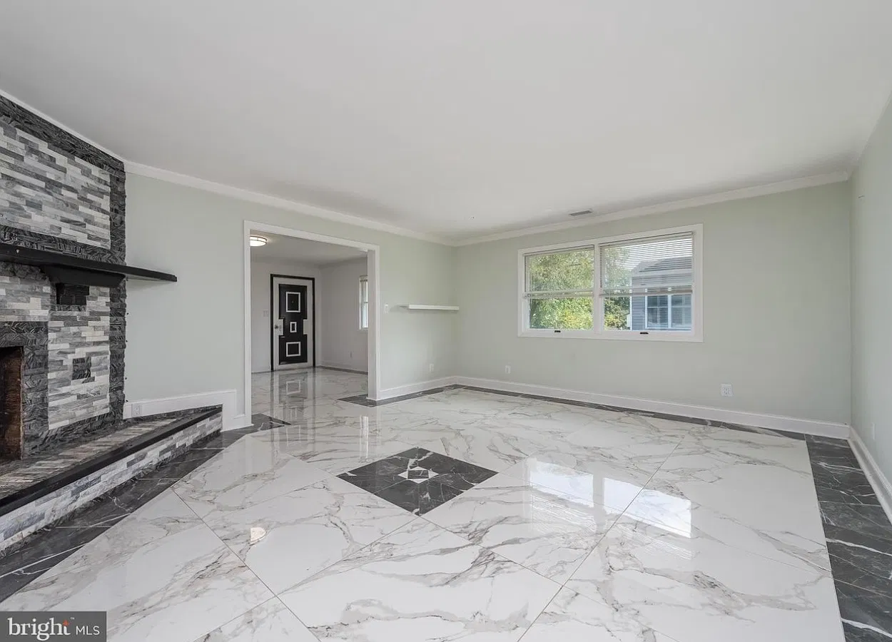 3 bed, 1914 sqft, $3,750 — Photo 3