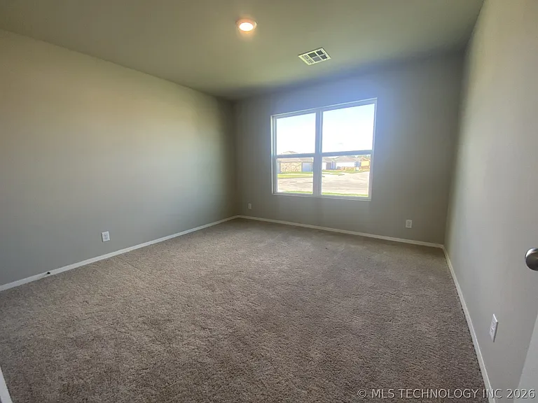 16239 S 88th East Ave — Photo 12