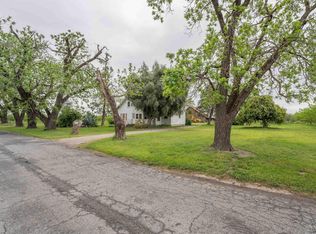 23475 Richfield Rd, Corning, CA 96021