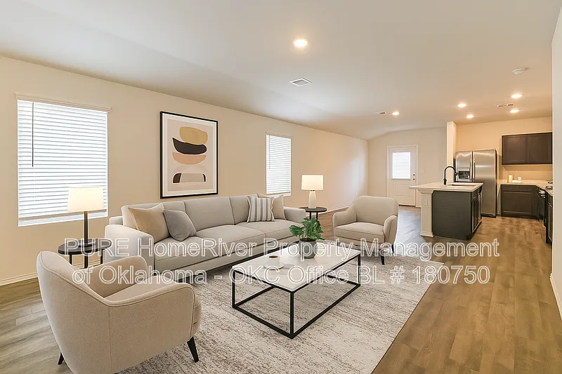 3 bed, 2.0 bath, 1402 sqft, $1,625 — Photo 3