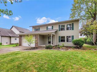 292 Eric Ln, Wadsworth, OH 44281