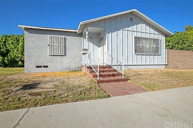 1st image of 6104 Fulcher Ave