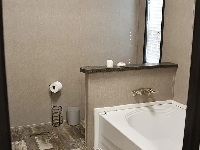 23602 Saxon Way — Photo 10