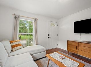 1909 College Row, Austin, TX 78702