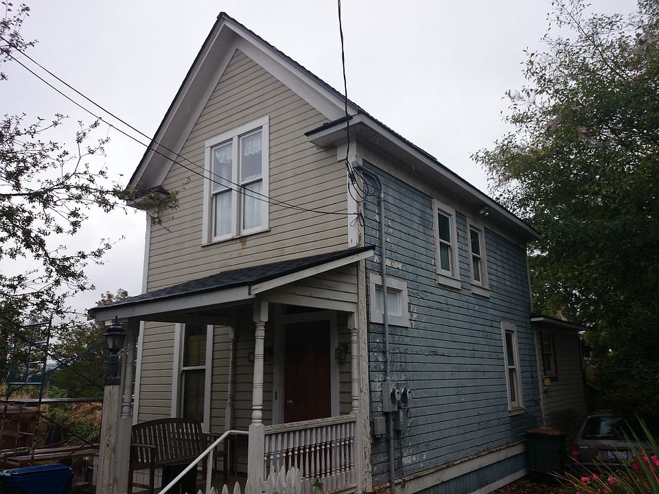 2nd image of 731 28th Ave S