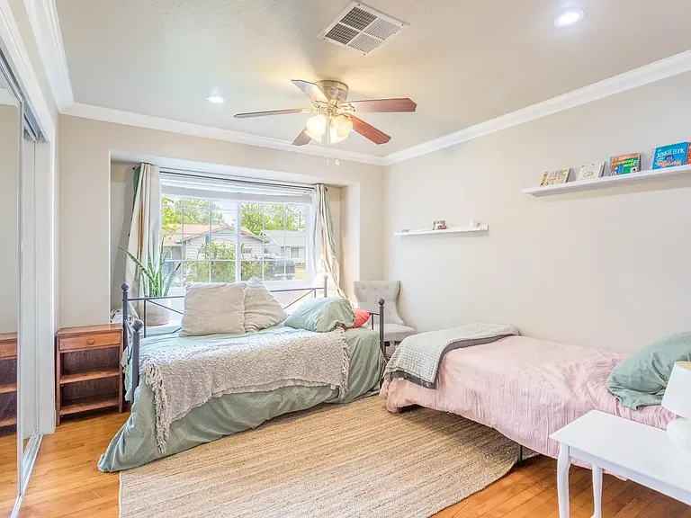 2053 Wilder Dr — Photo 18