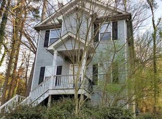 521 Fairlane Cir NW, Atlanta, GA 30331