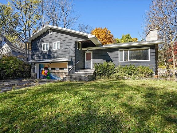 2nd image of 235 Briarcliff Rd
