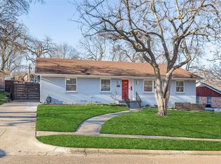 2329 Pinebluff Dr, Dallas, TX 75228