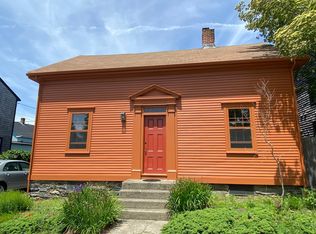 16 White St, Newport, RI 02840